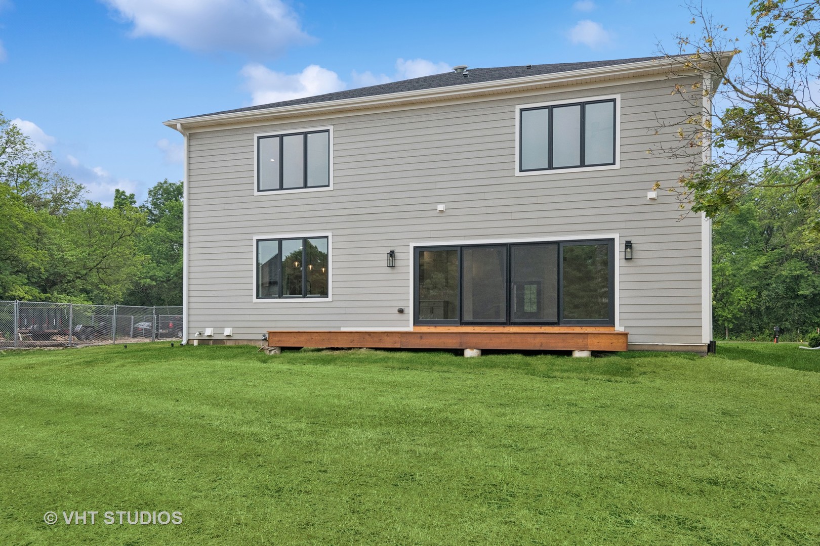 1527 N Louise Lane, Palatine, IL 60067