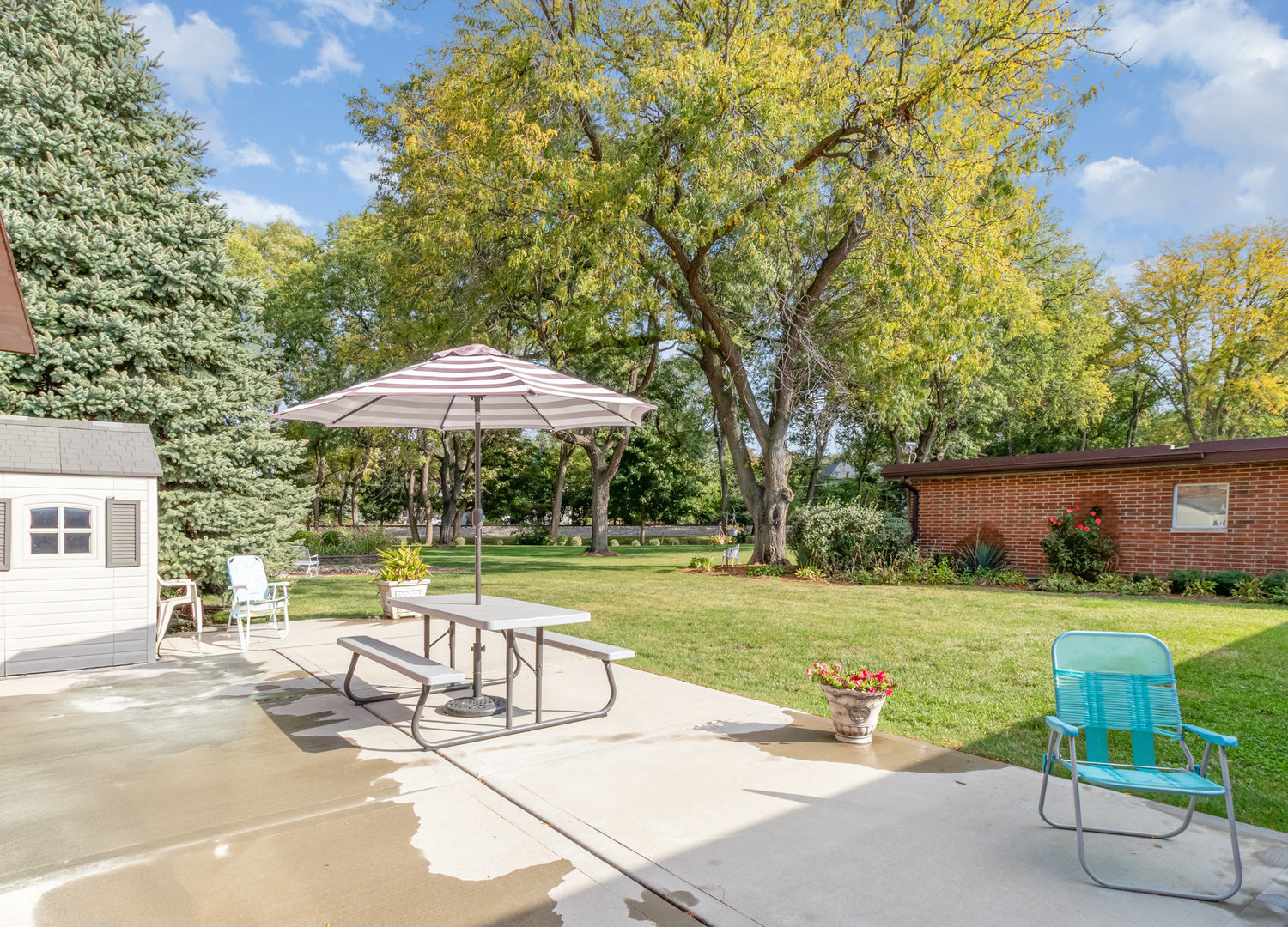 255 S West Avenue #309, Elmhurst, IL 60126