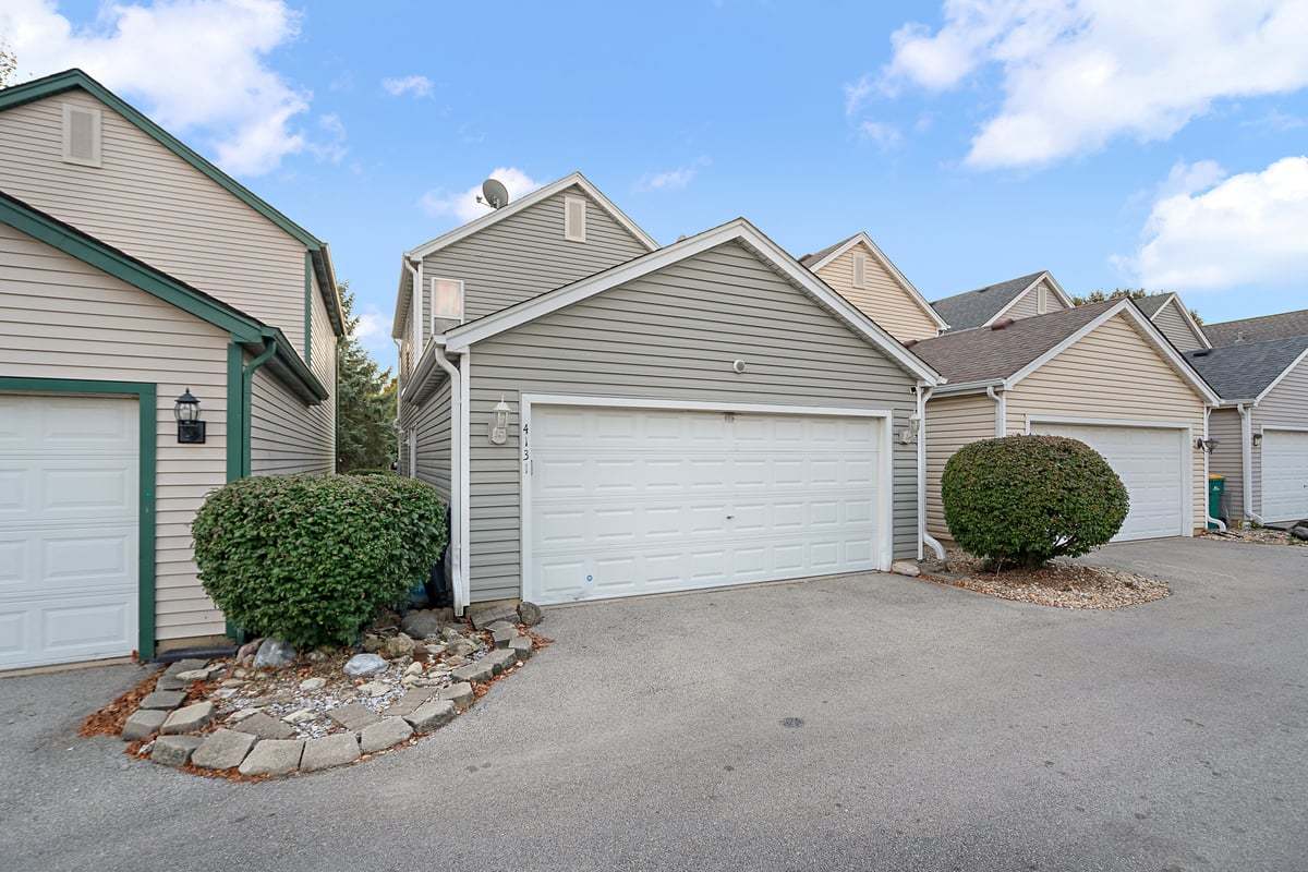 4131 Rivertowne Drive, Plainfield, IL 60586