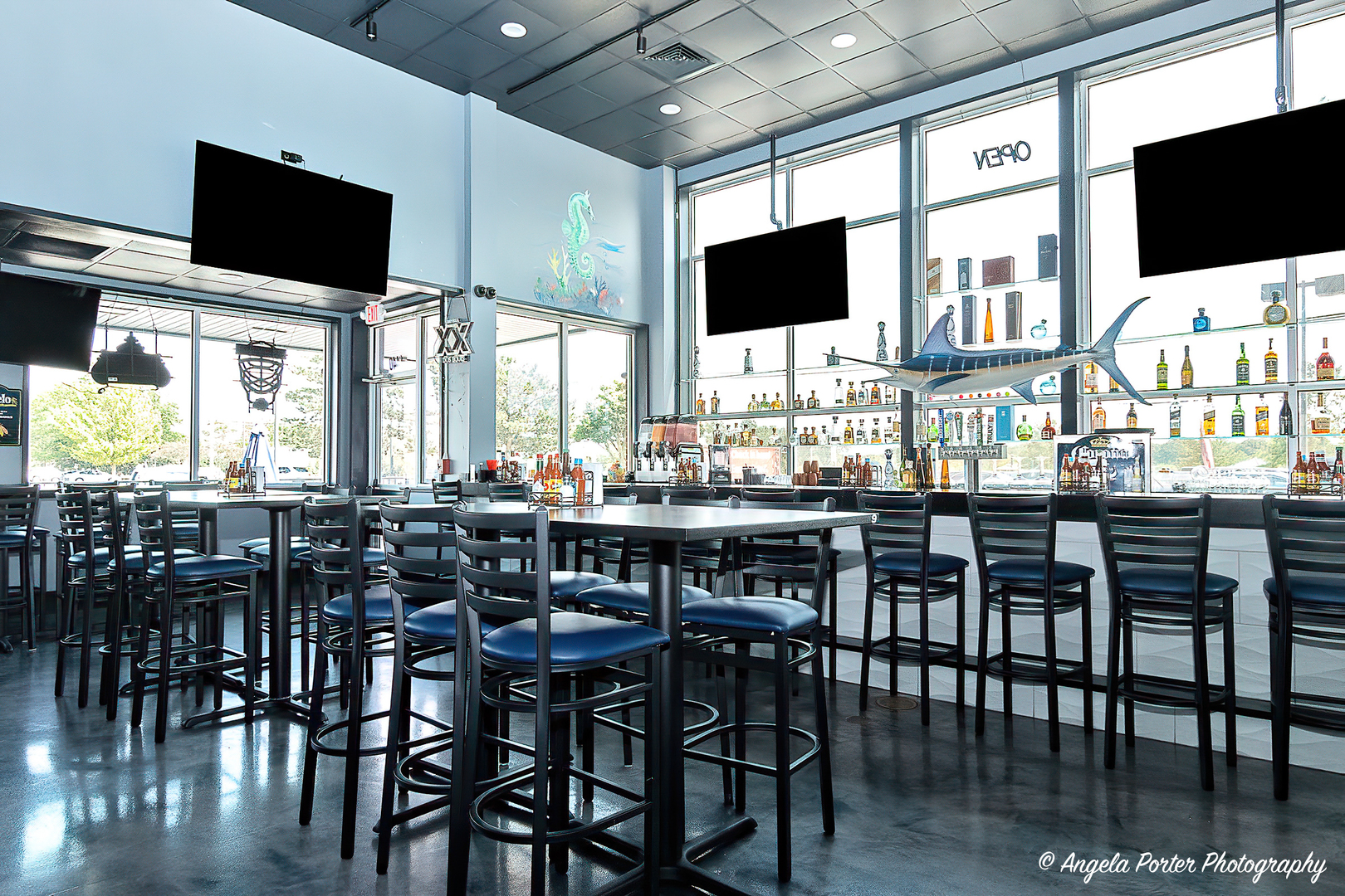 1440 E Grand Avenue, Lindenhurst, IL 60046