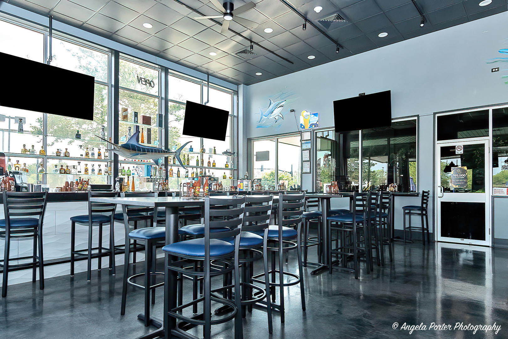 1440 E Grand Avenue, Lindenhurst, IL 60046