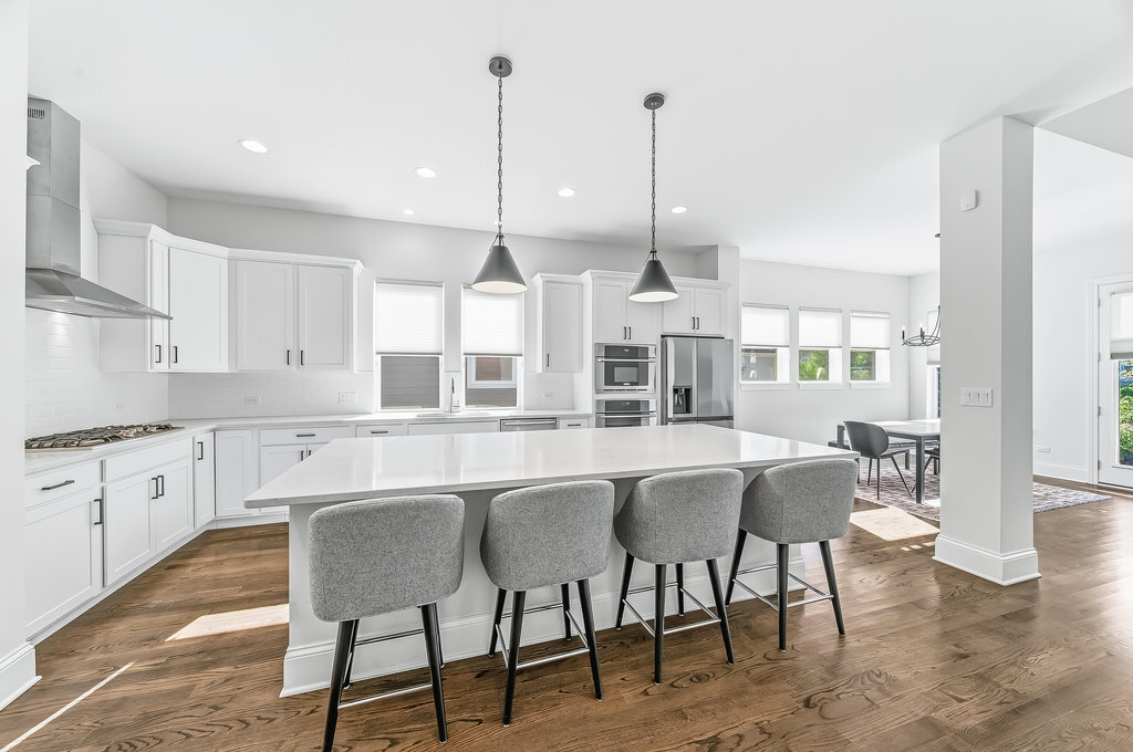 1053 Ironwood Court, Glenview, IL 60025