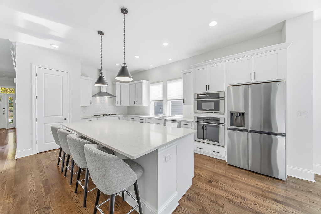 1053 Ironwood Court, Glenview, IL 60025