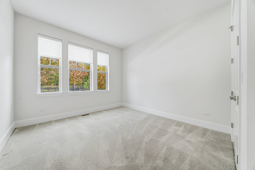 1053 Ironwood Court, Glenview, IL 60025