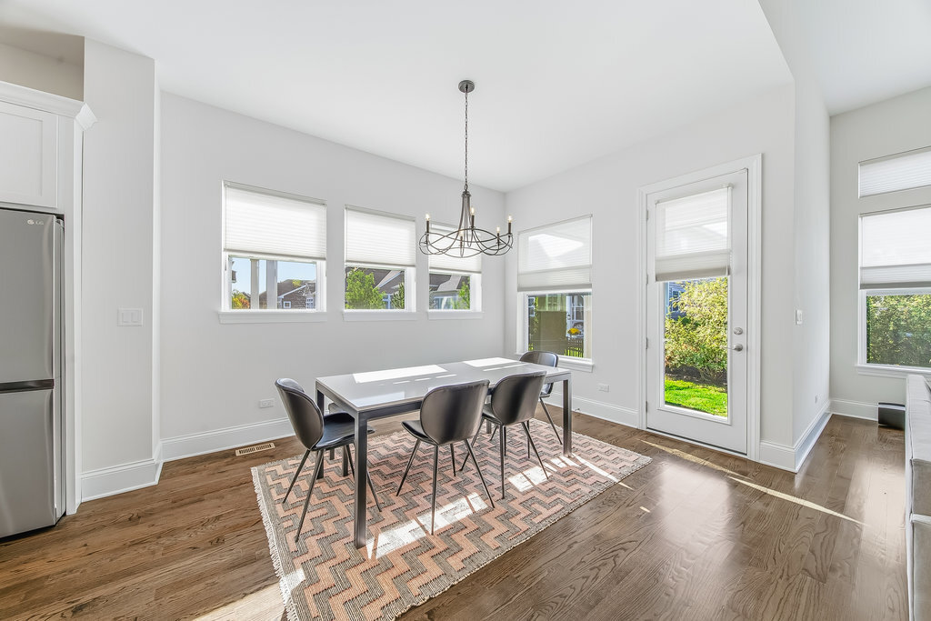 1053 Ironwood Court, Glenview, IL 60025