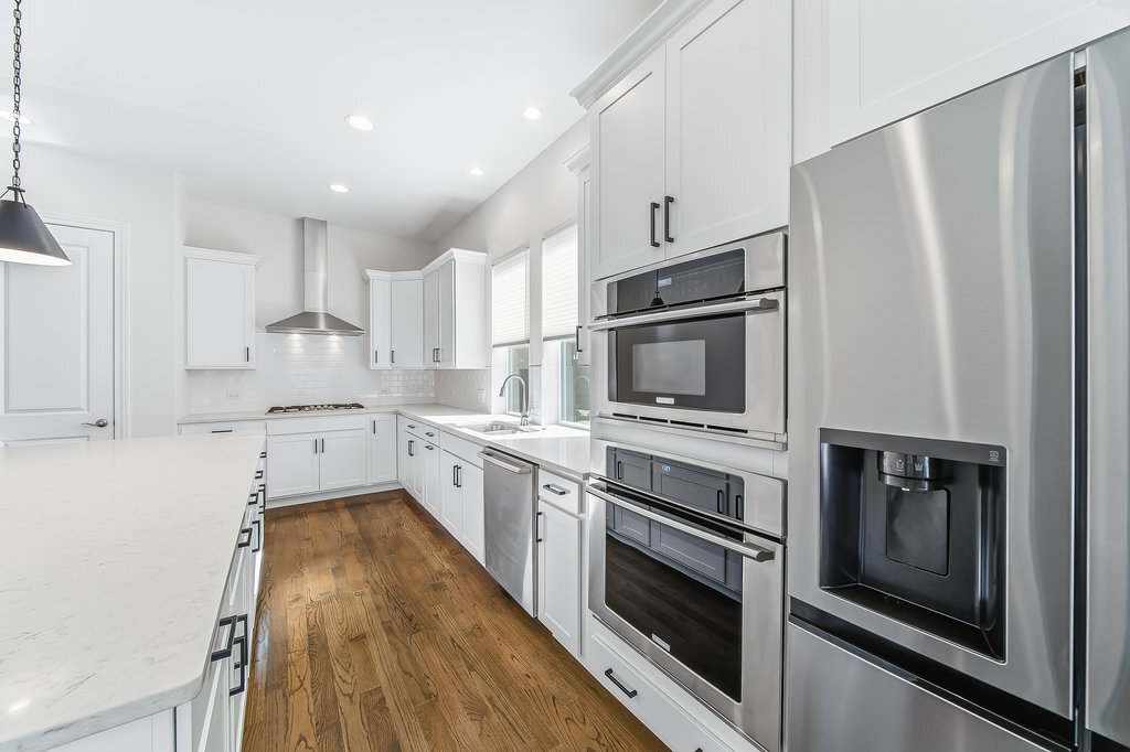 1053 Ironwood Court, Glenview, IL 60025