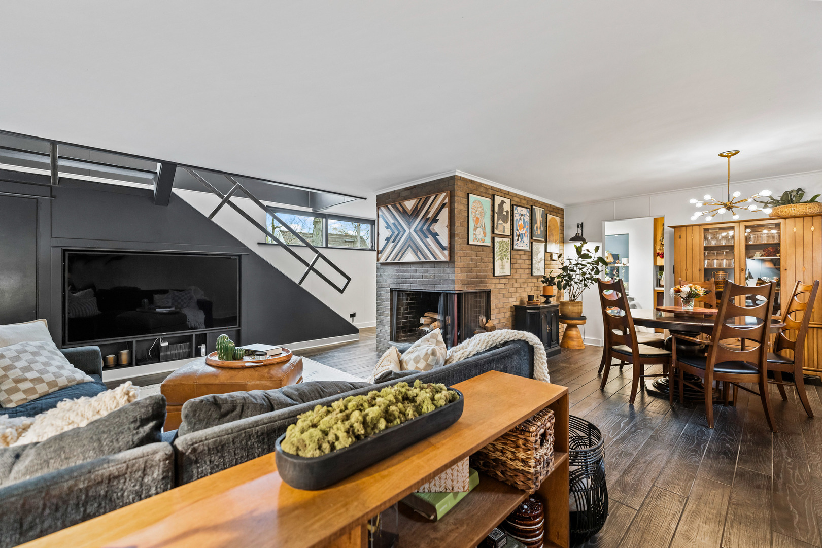 797 Forest Avenue, Glen Ellyn, IL 60137