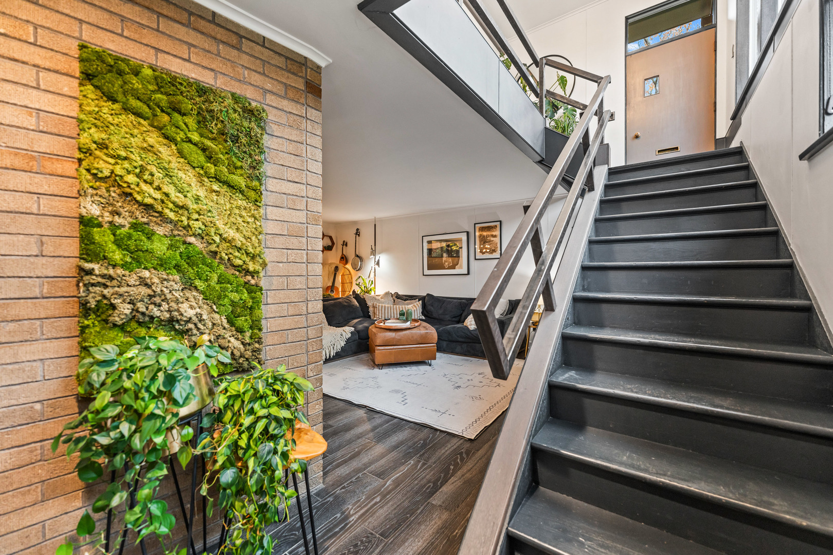 797 Forest Avenue, Glen Ellyn, IL 60137