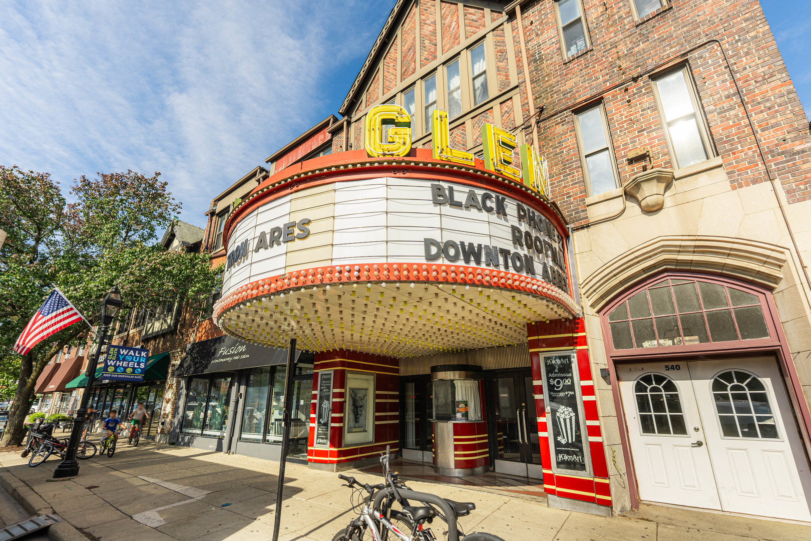 797 Forest Avenue, Glen Ellyn, IL 60137