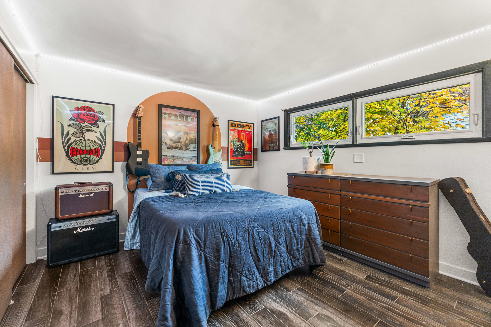 797 Forest Avenue, Glen Ellyn, IL 60137