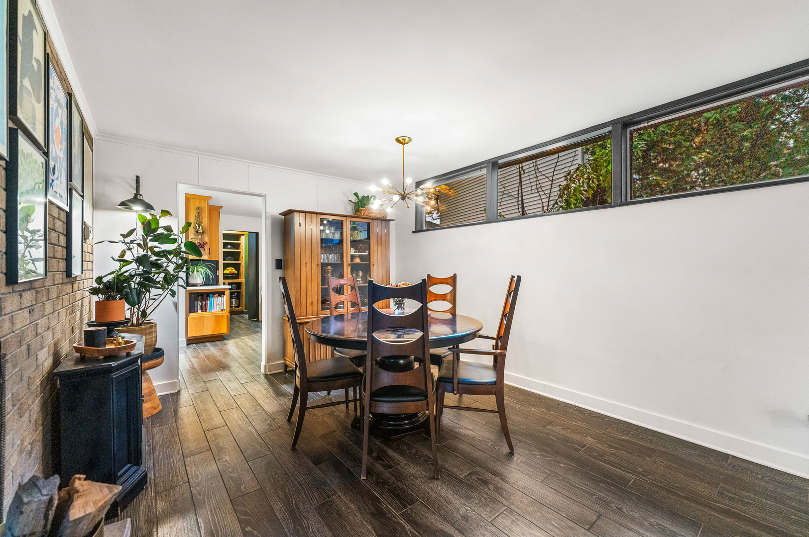 797 Forest Avenue, Glen Ellyn, IL 60137