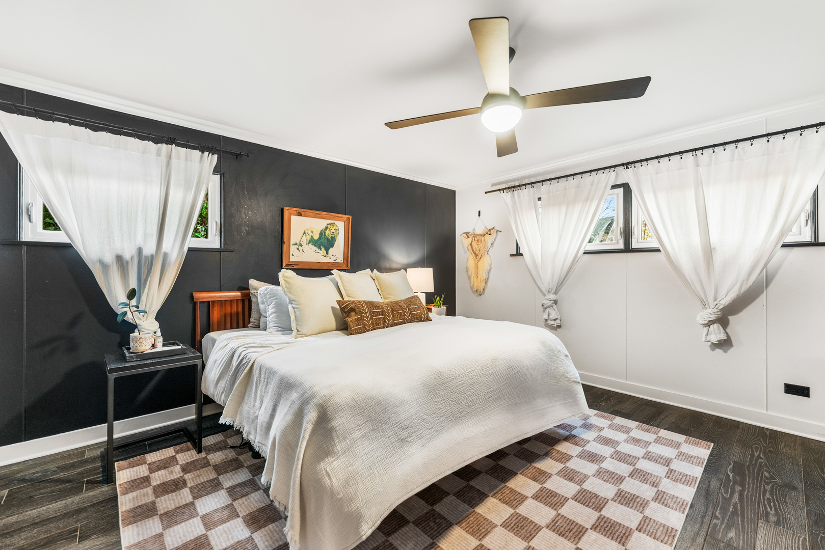 797 Forest Avenue, Glen Ellyn, IL 60137