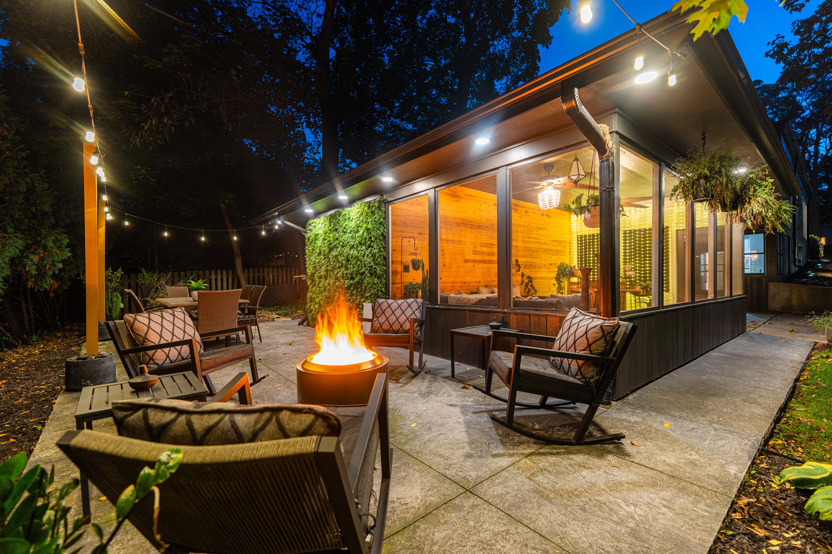 797 Forest Avenue, Glen Ellyn, IL 60137