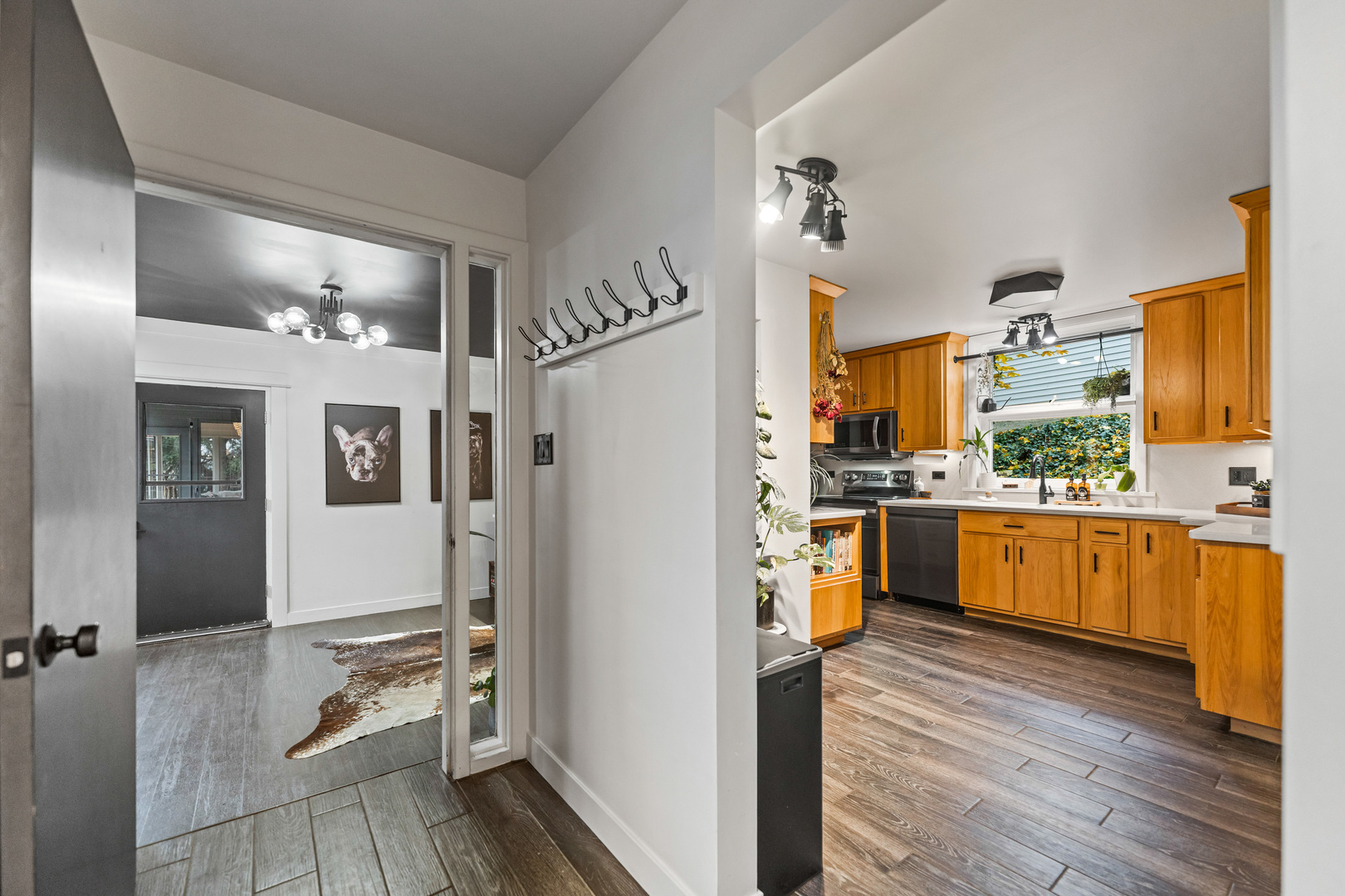 797 Forest Avenue, Glen Ellyn, IL 60137