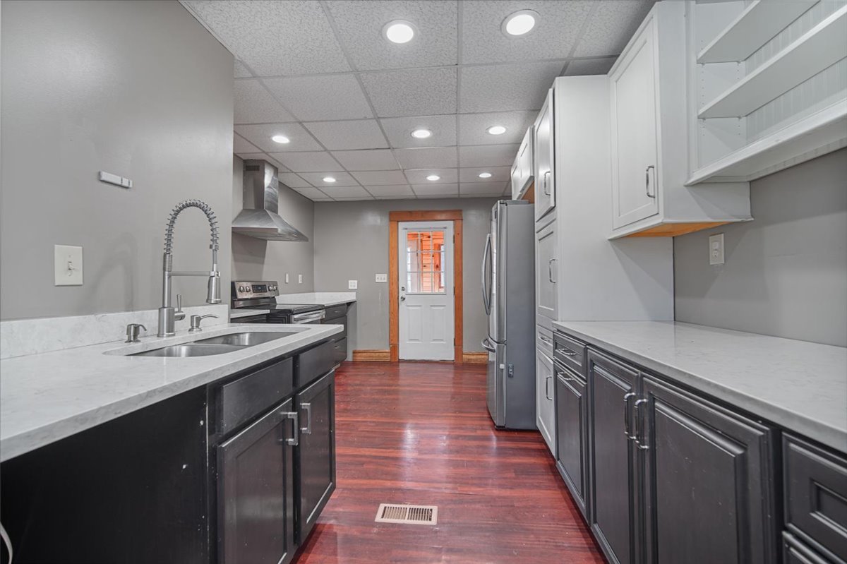 209 N 7th Street, Fairbury, IL 61739