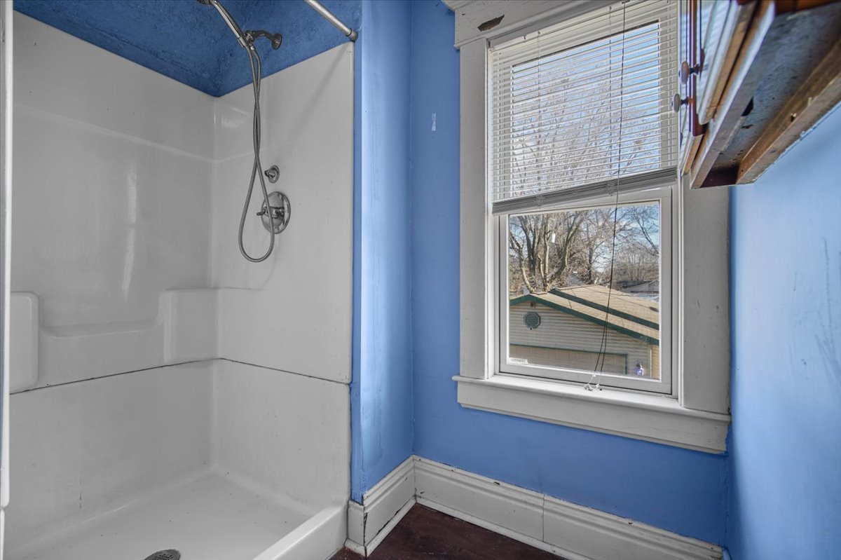 209 N 7th Street, Fairbury, IL 61739