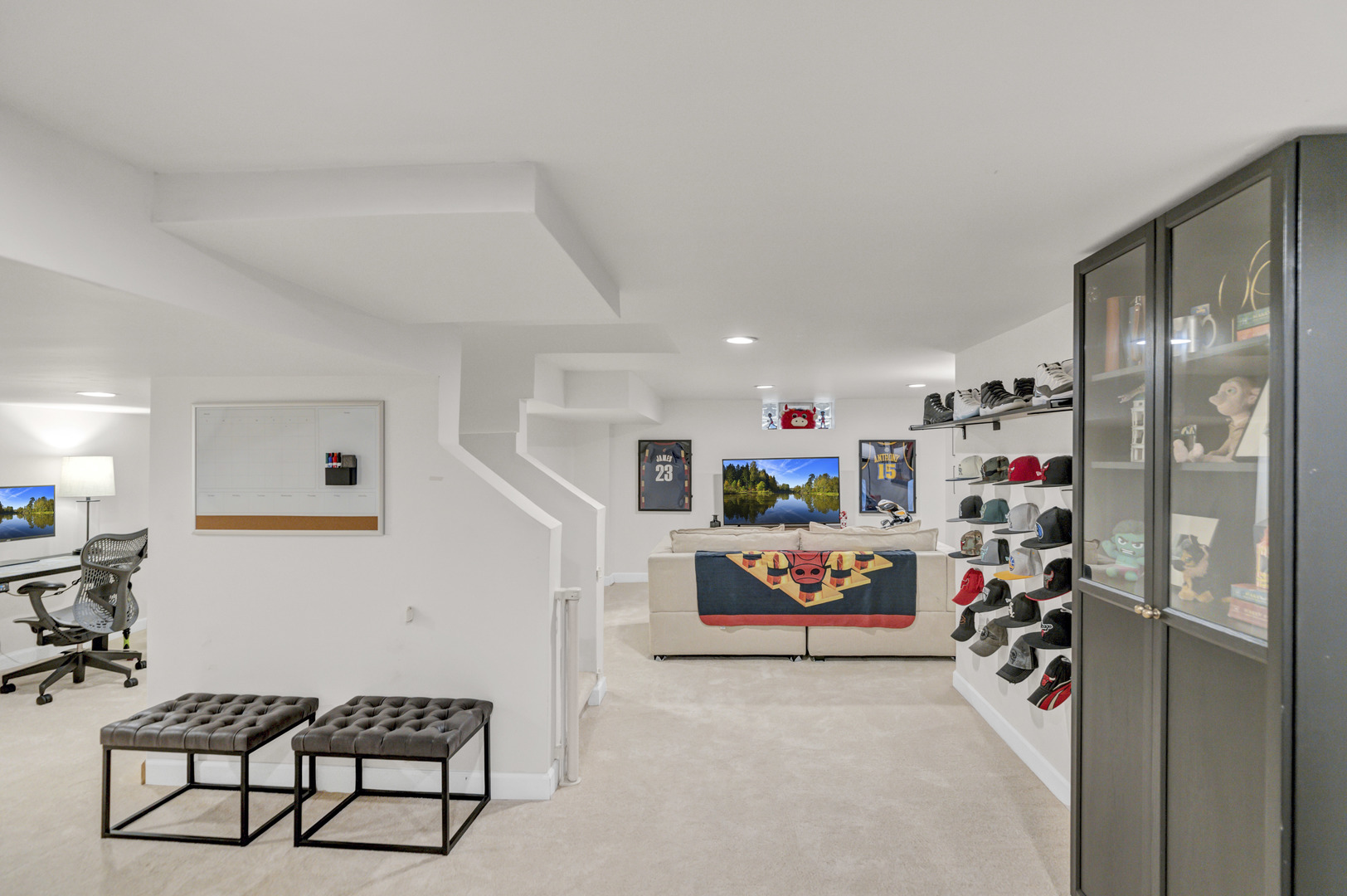 298 Harvey Avenue, Des Plaines, IL 60016