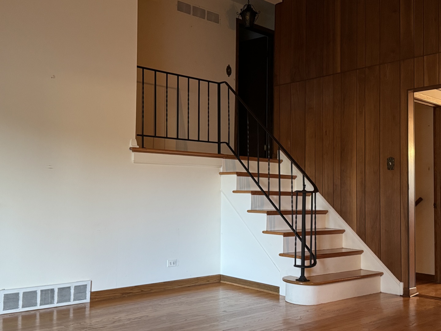 1129 183rd Street, Homewood, IL 60430