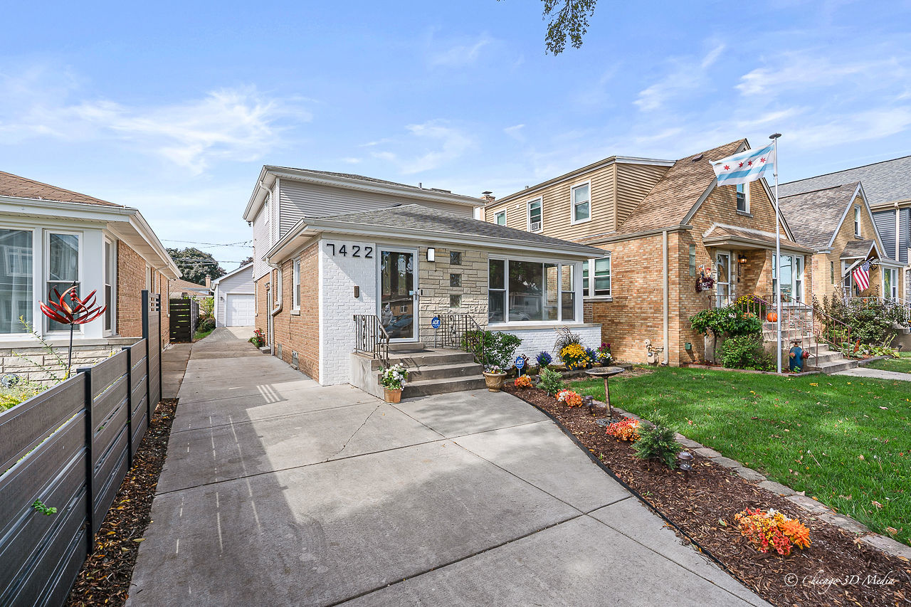7422 N Olcott Avenue, Chicago, IL 60631