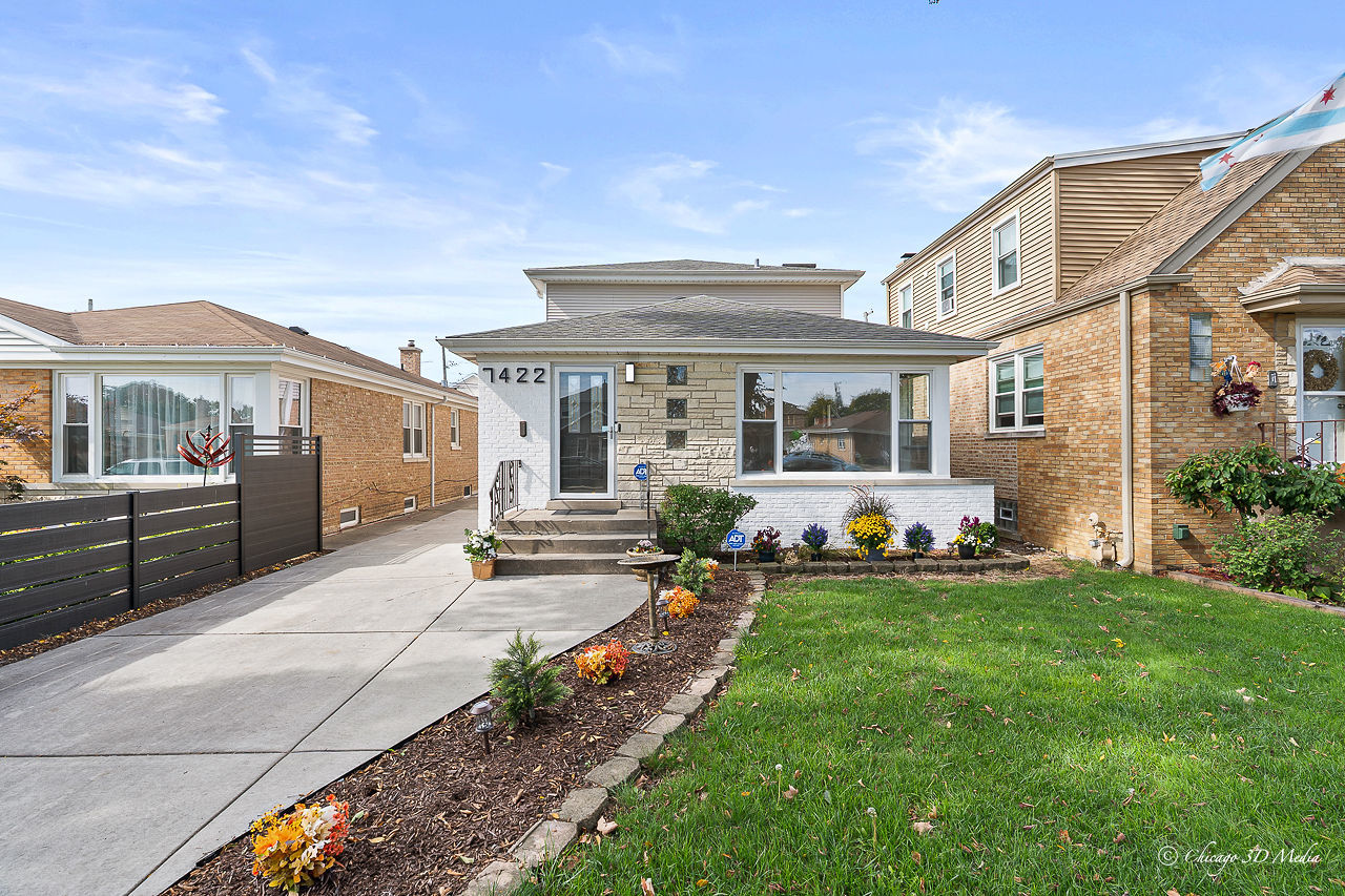 7422 N Olcott Avenue, Chicago, IL 60631