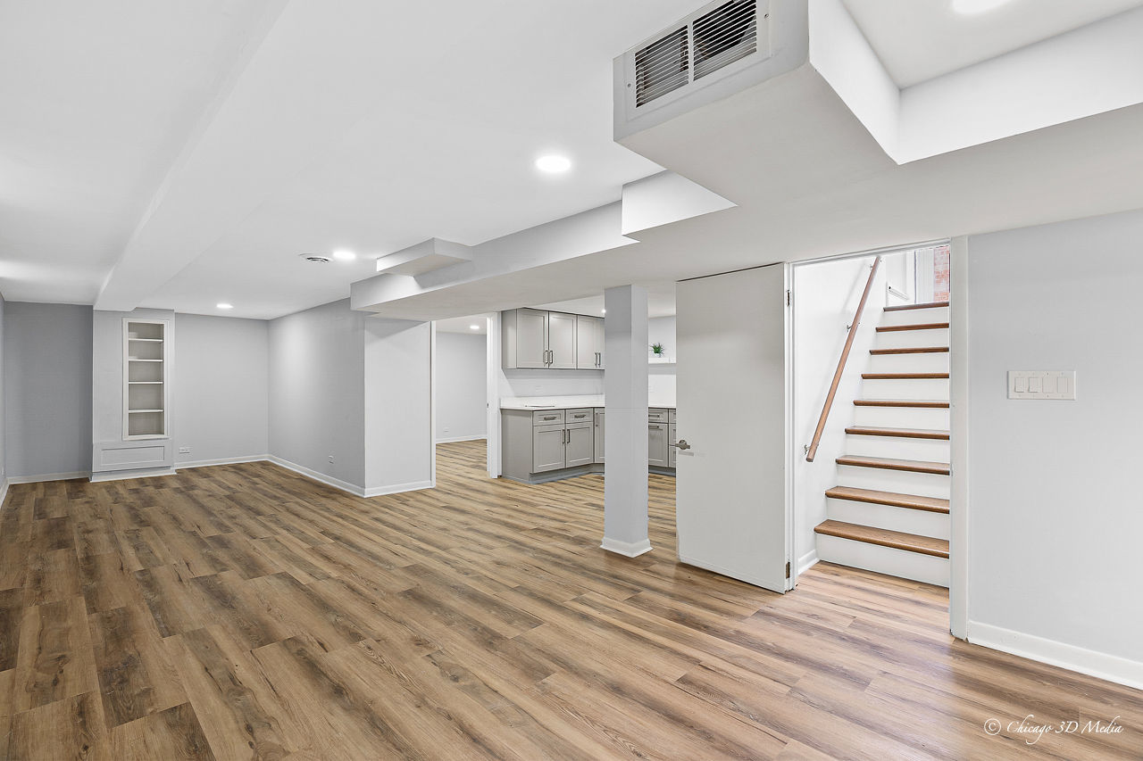 7422 N Olcott Avenue, Chicago, IL 60631