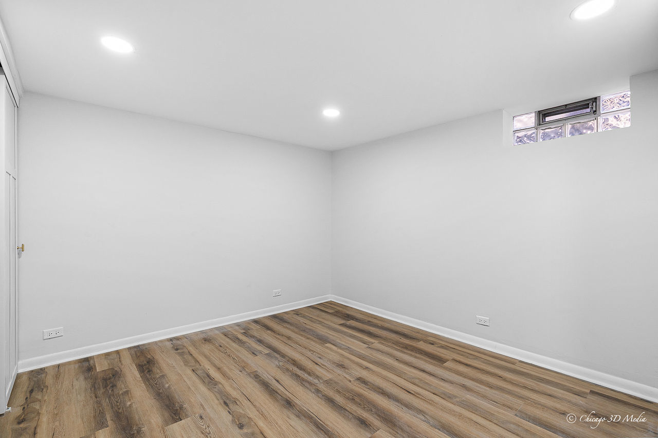 7422 N Olcott Avenue, Chicago, IL 60631