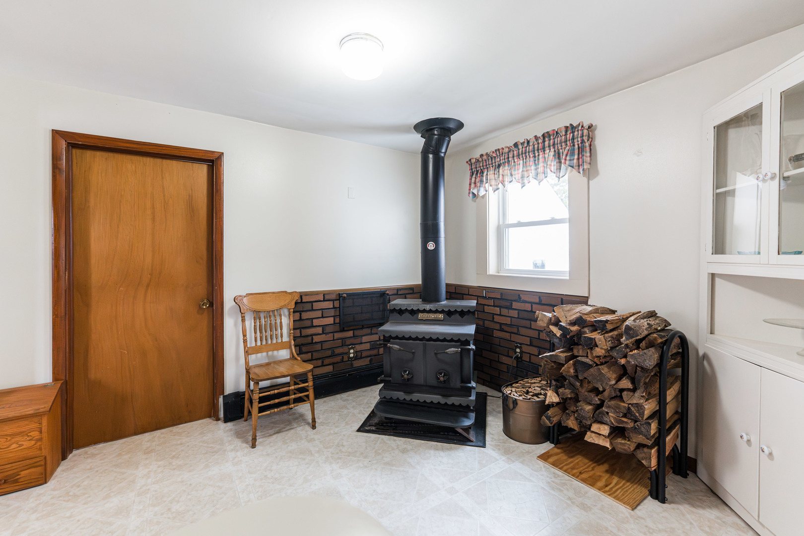 511 Willow Street, Maple Park, IL 60151