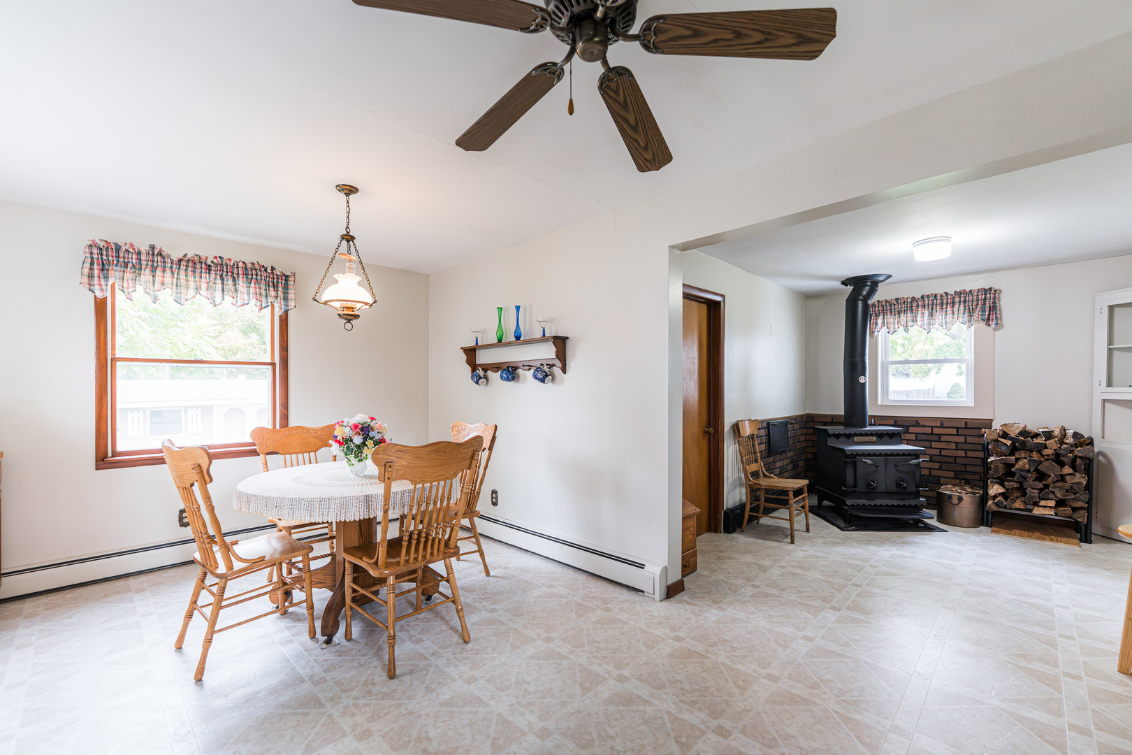 511 Willow Street, Maple Park, IL 60151
