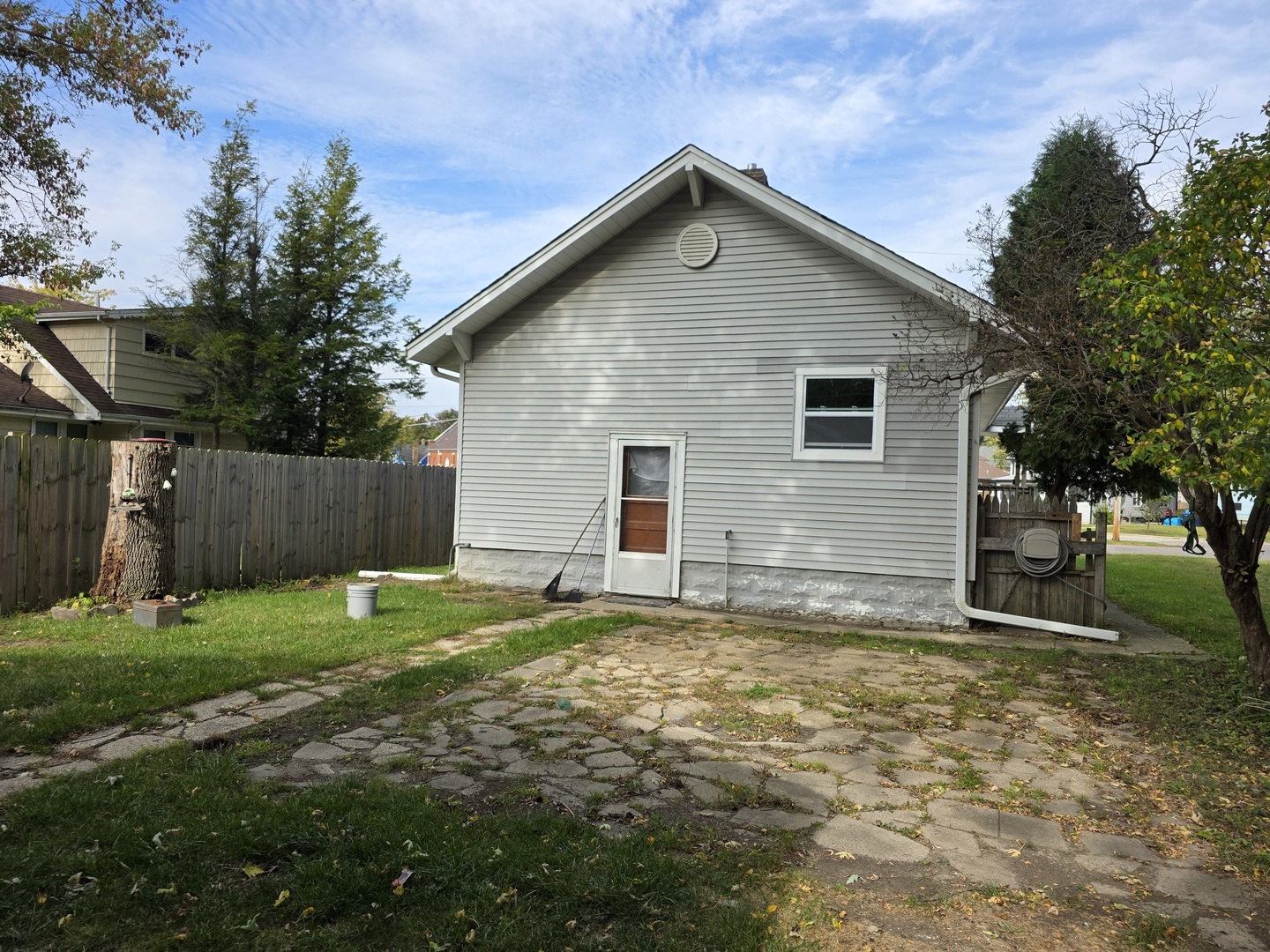 803 Broadway Avenue, North Chicago, IL 60064