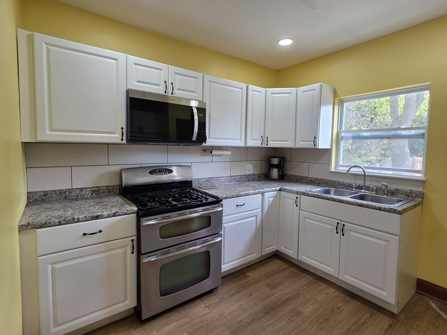 803 Broadway Avenue, North Chicago, IL 60064