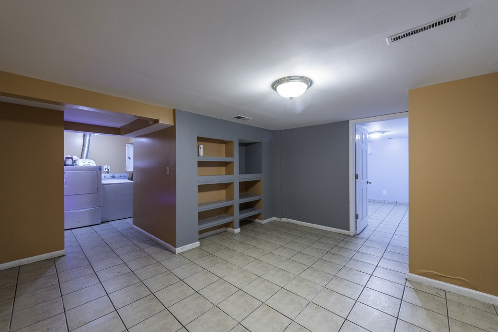 2246 Ottawa Road, Waukegan, IL 60087