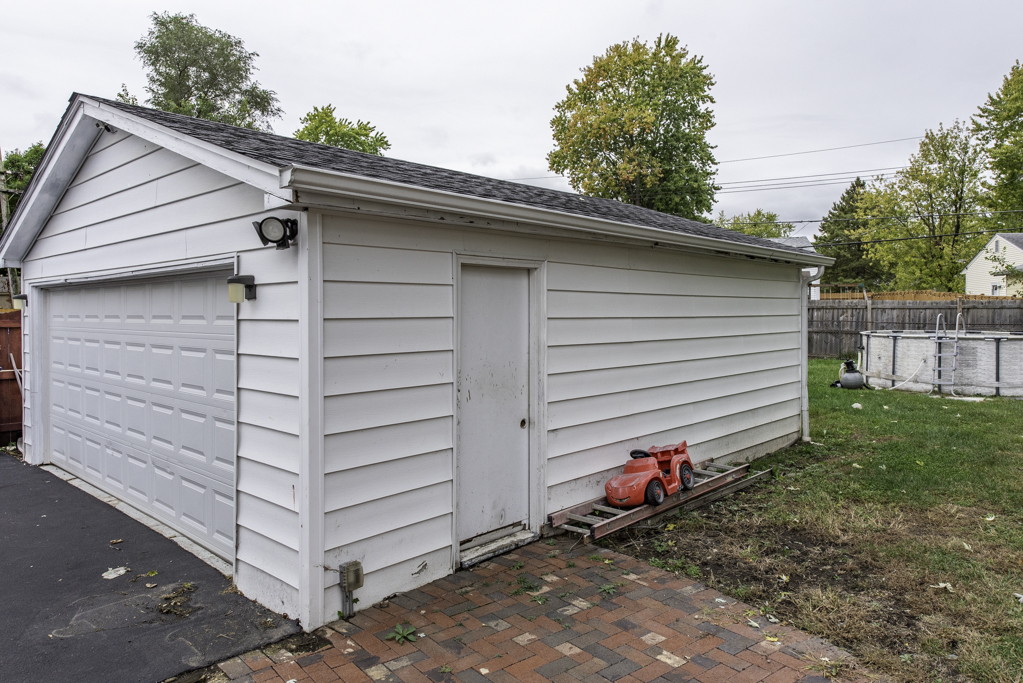 2246 Ottawa Road, Waukegan, IL 60087