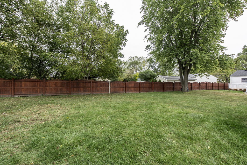 2246 Ottawa Road, Waukegan, IL 60087