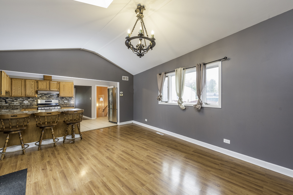 2246 Ottawa Road, Waukegan, IL 60087