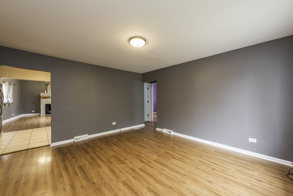 2246 Ottawa Road, Waukegan, IL 60087