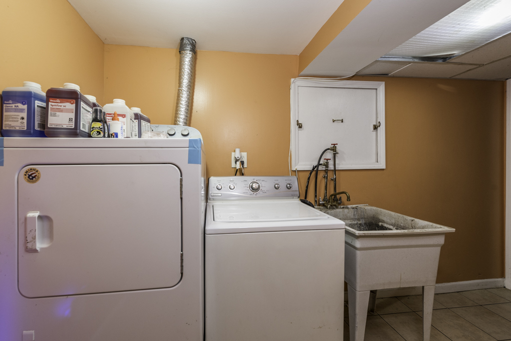 2246 Ottawa Road, Waukegan, IL 60087