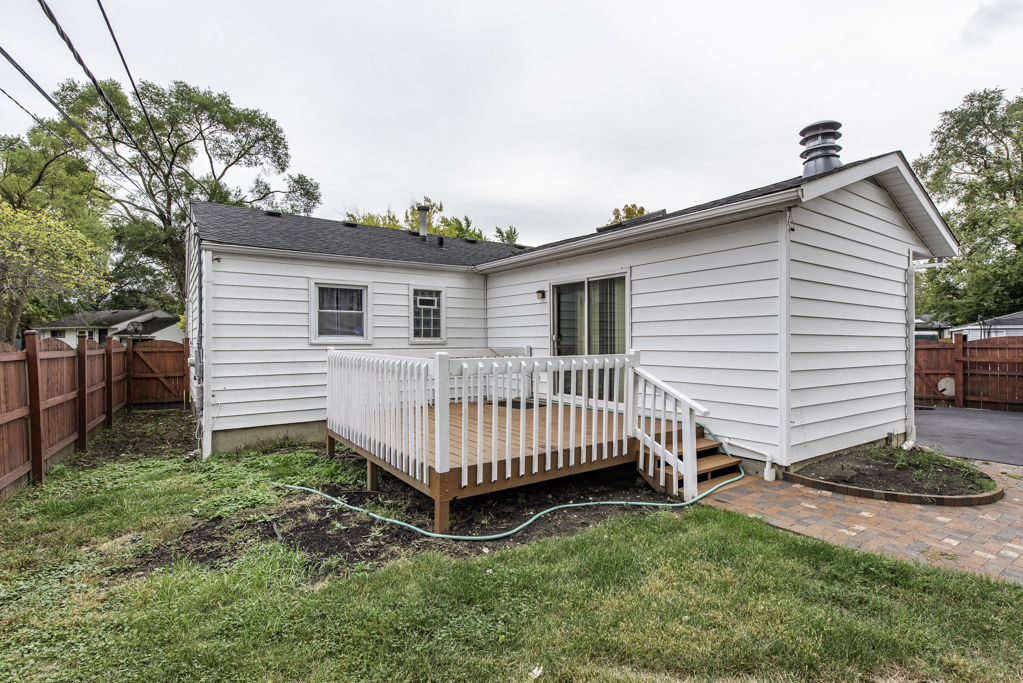 2246 Ottawa Road, Waukegan, IL 60087