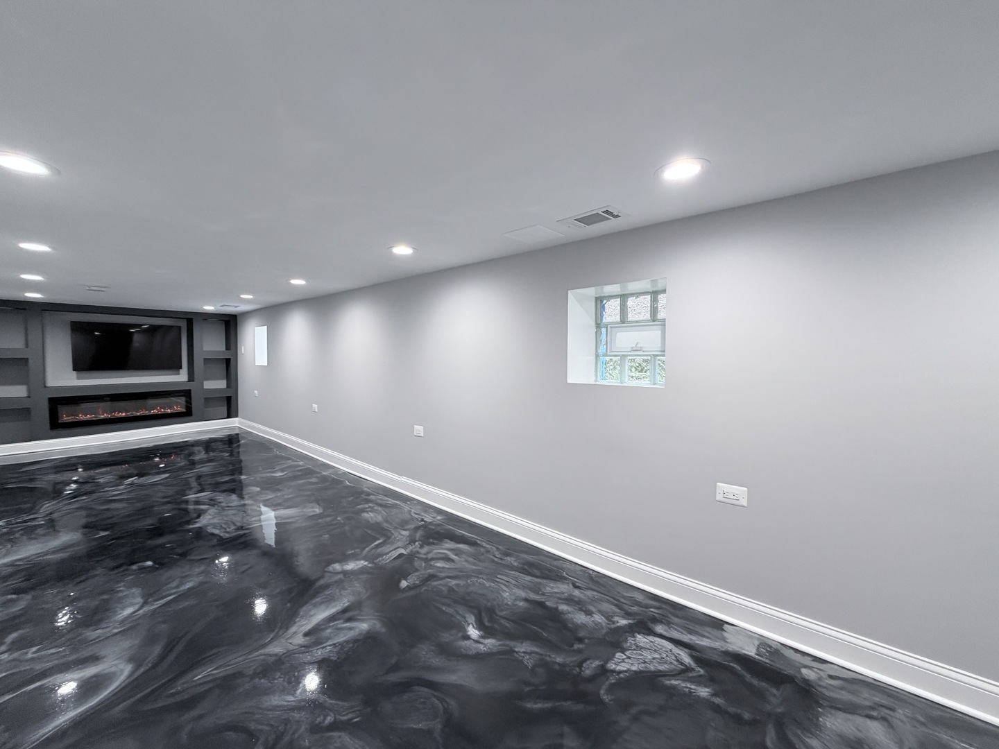 7918 S Anthony Avenue, Chicago, IL 60619