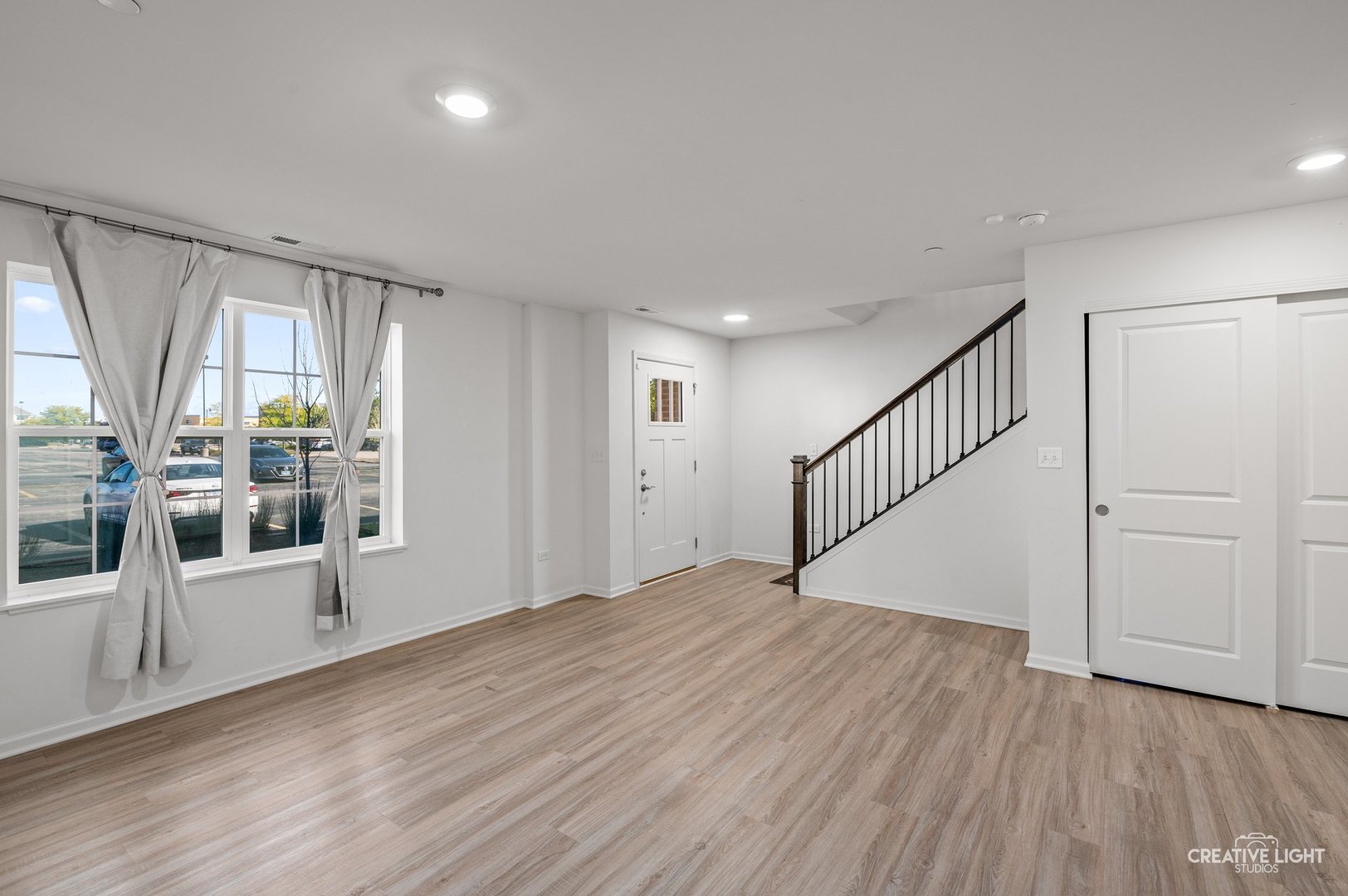 2906 REFLECTION Drive, Naperville, IL 60564