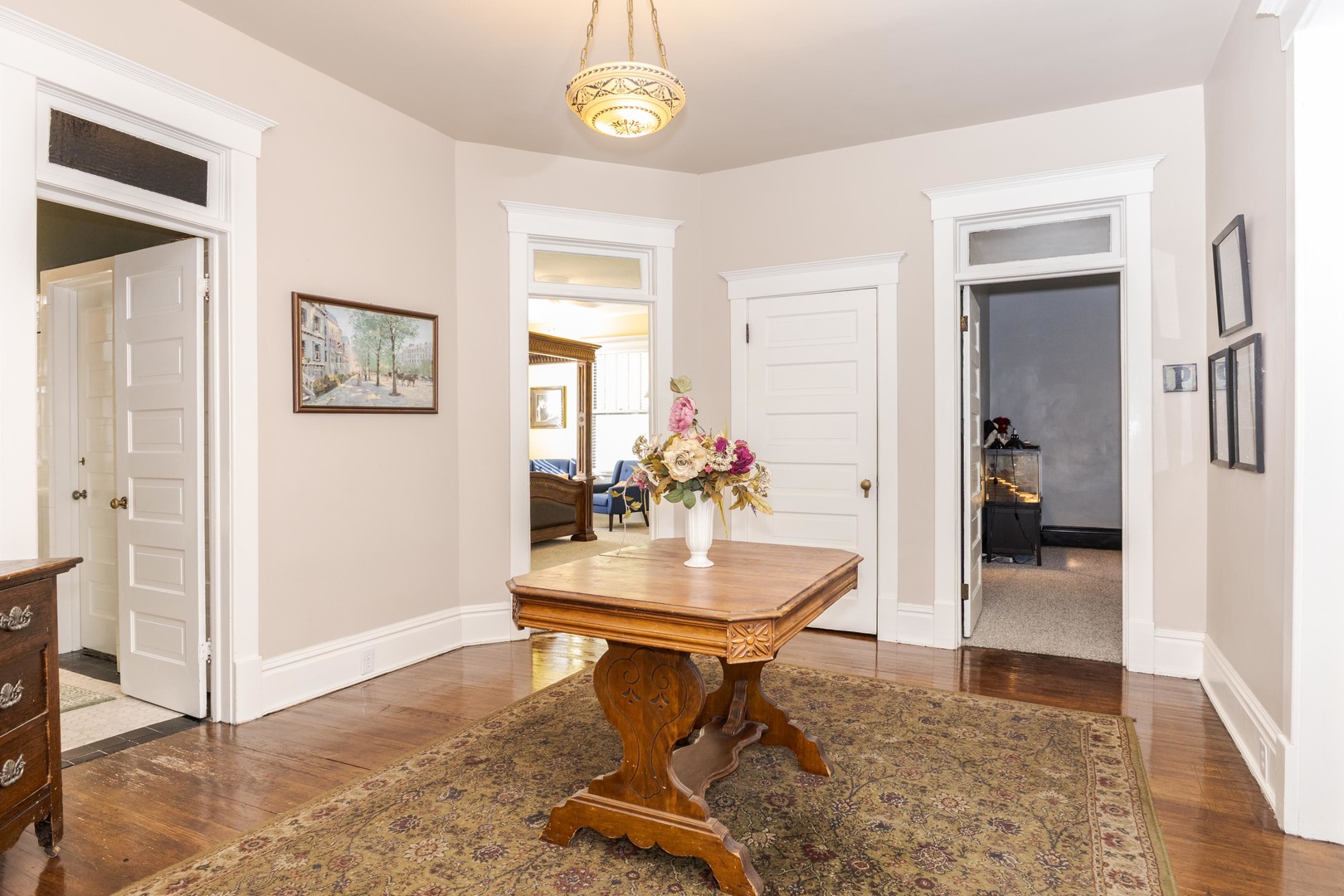 1111 E Grove Street, Bloomington, IL 61701