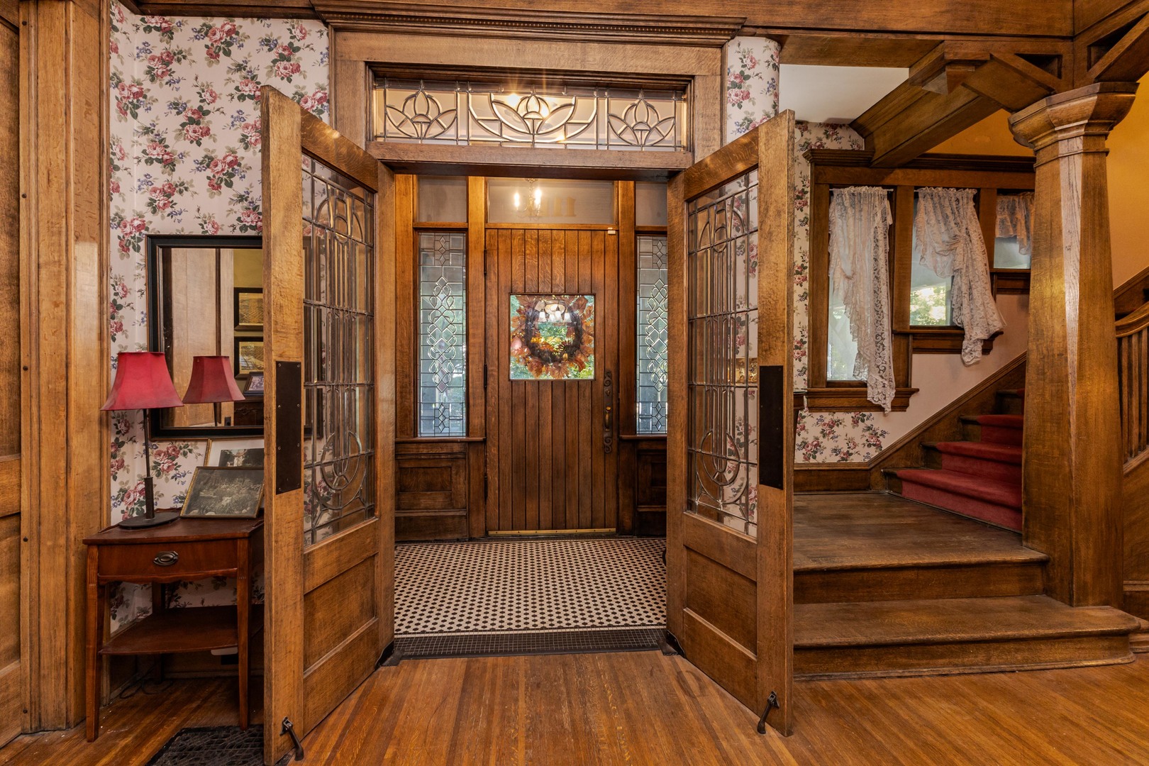 1111 E Grove Street, Bloomington, IL 61701