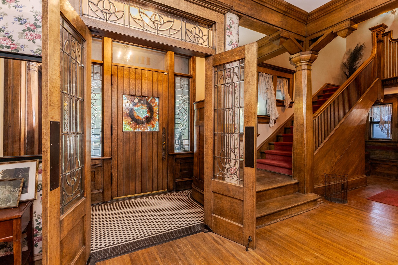 1111 E Grove Street, Bloomington, IL 61701