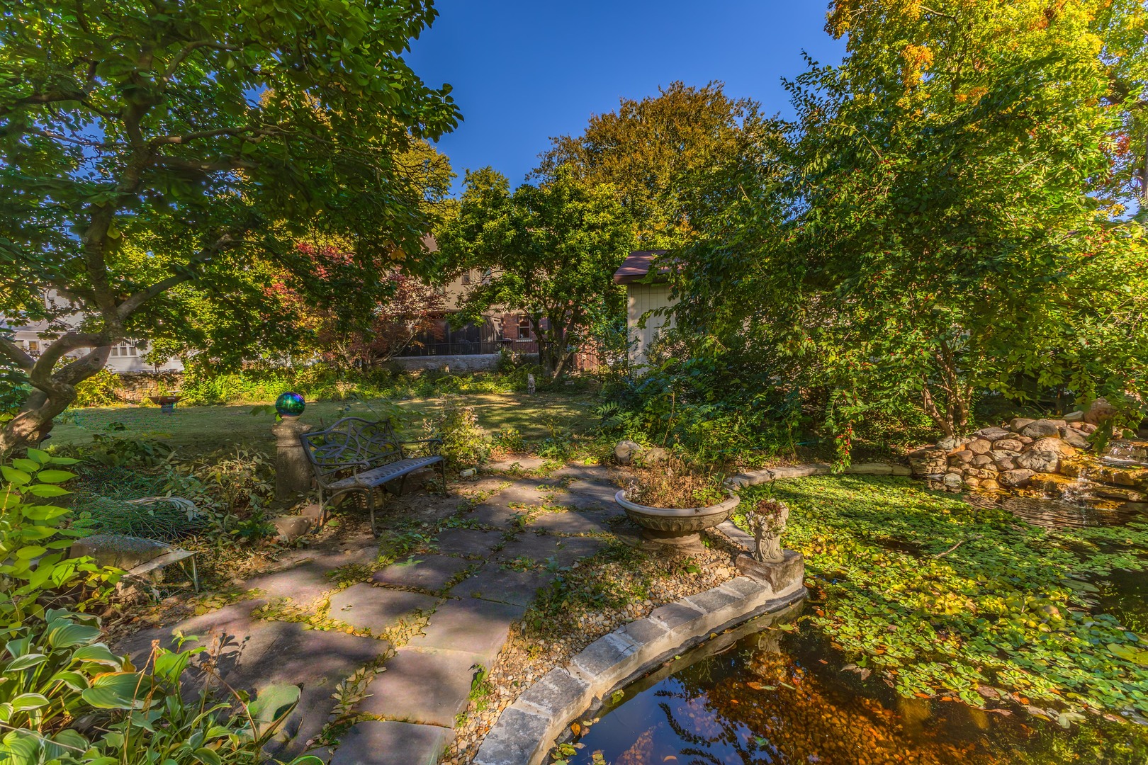 1111 E Grove Street, Bloomington, IL 61701