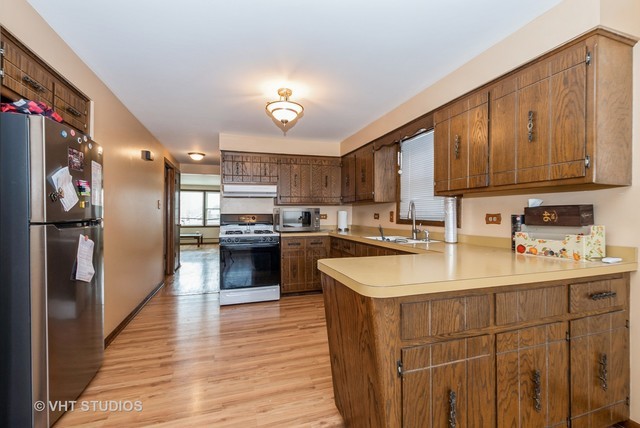 6004 S Kolmar Avenue, Chicago, IL 60629