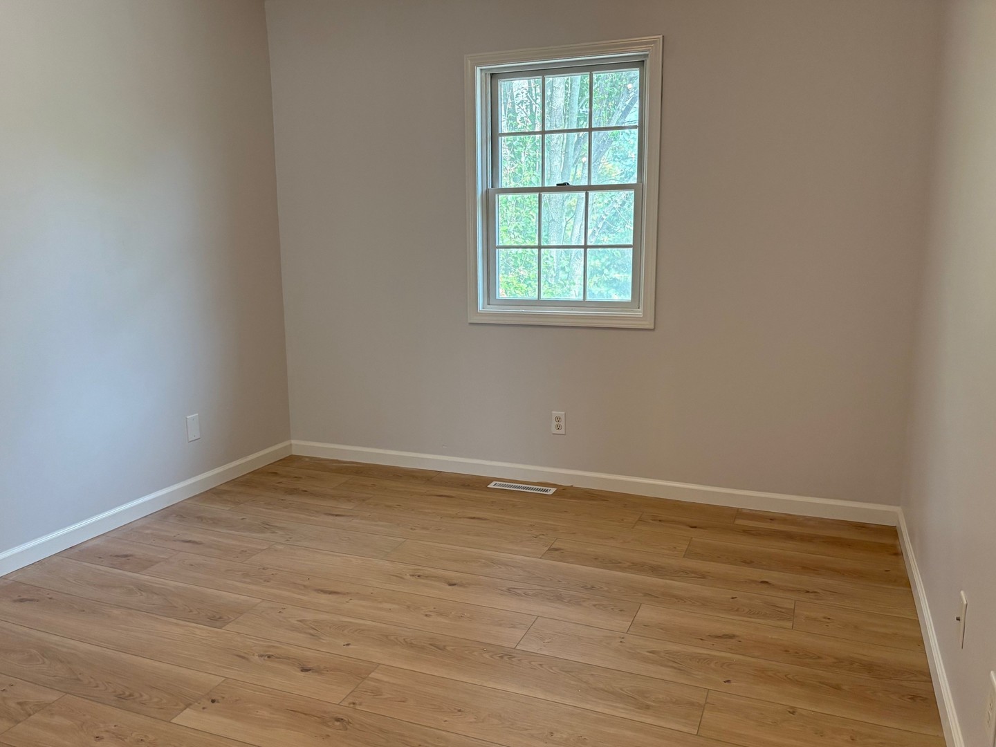 204 Tulip Drive, Mackinaw, IL 61755