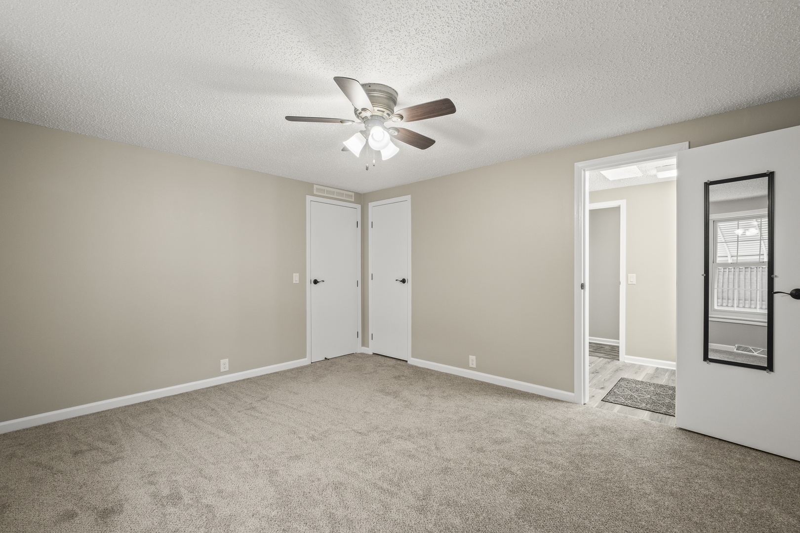 10724 Gateway Drive, Frankfort, IL 60423