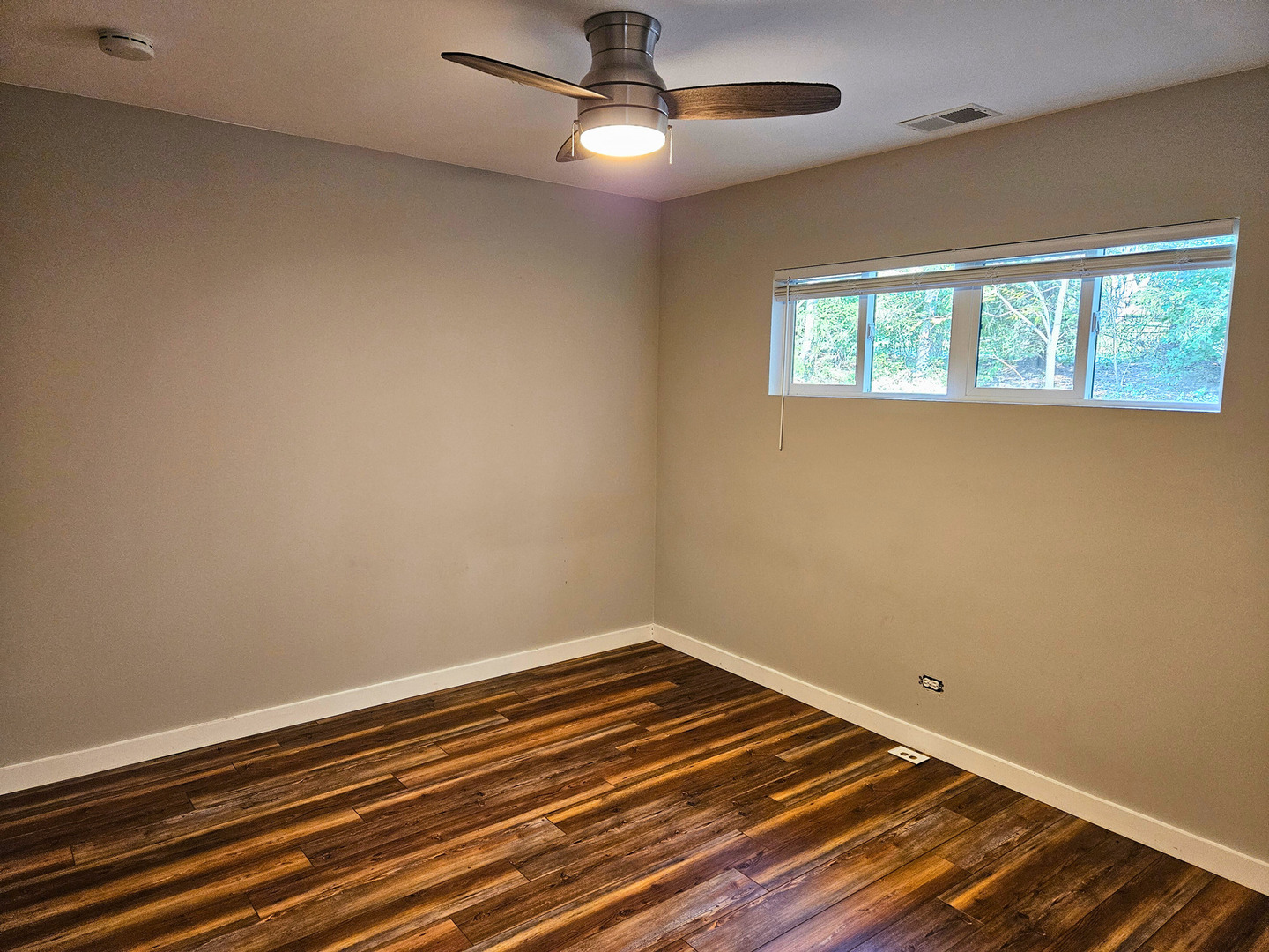 122 S Haman Road, Inverness, IL 60010