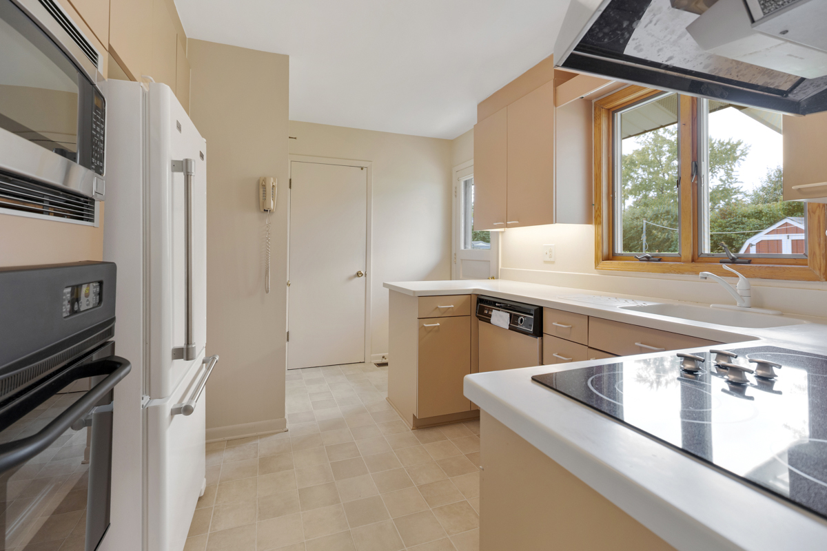 509 SHADYWOOD Lane, Elk Grove Village, IL 60007