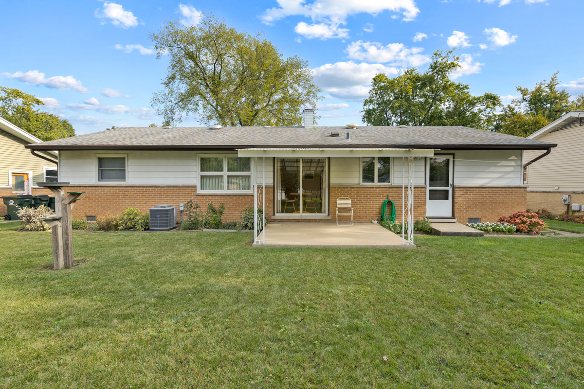 509 SHADYWOOD Lane, Elk Grove Village, IL 60007