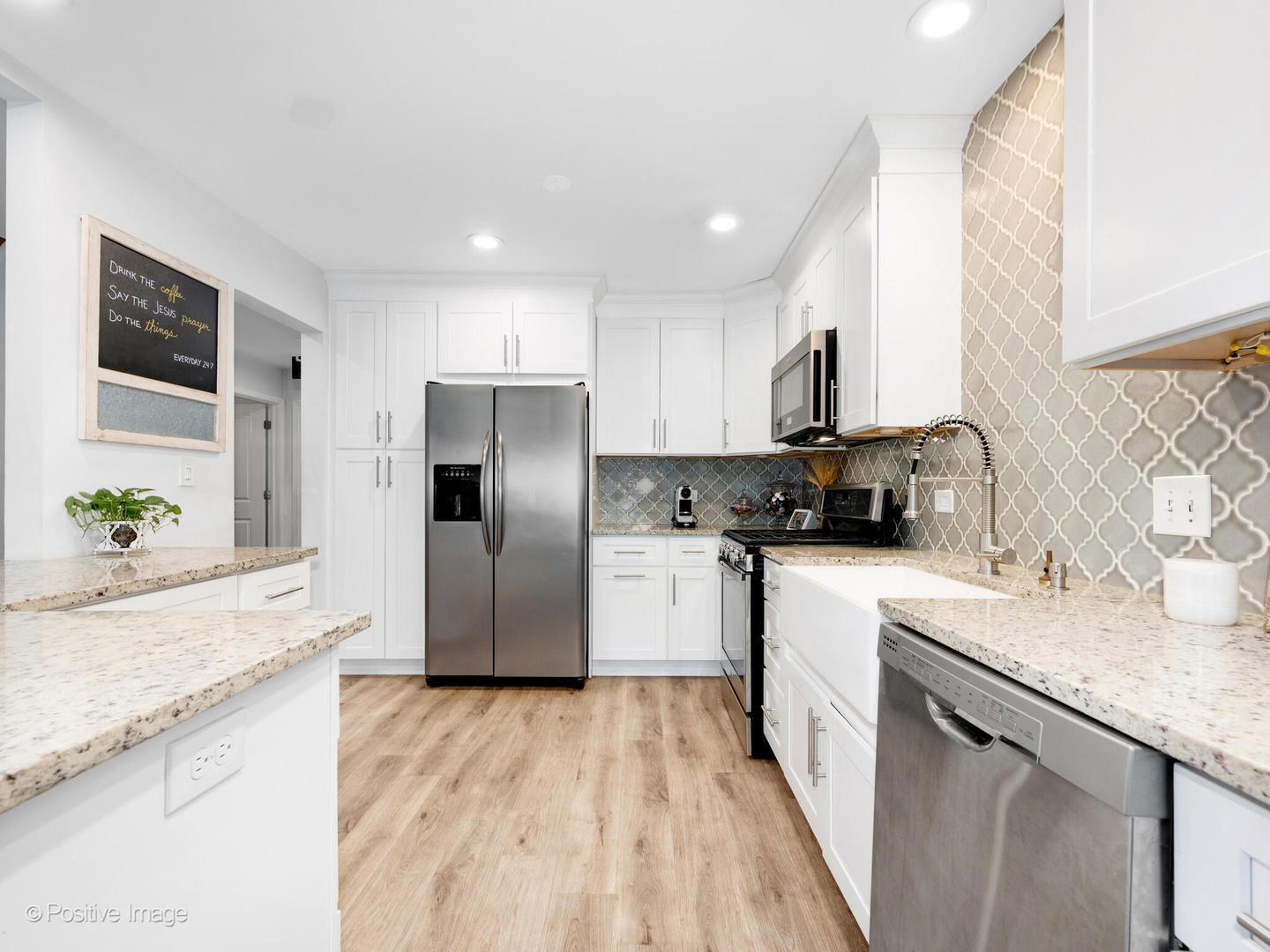 1188 Harbor Court, Glendale Heights, IL 60139